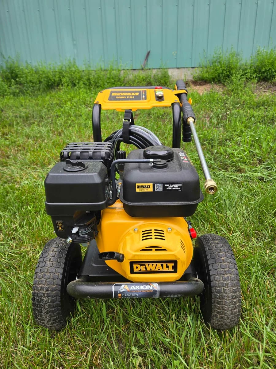 Laveuse à pression à essence DeWalt 3500 PSI — photo 2