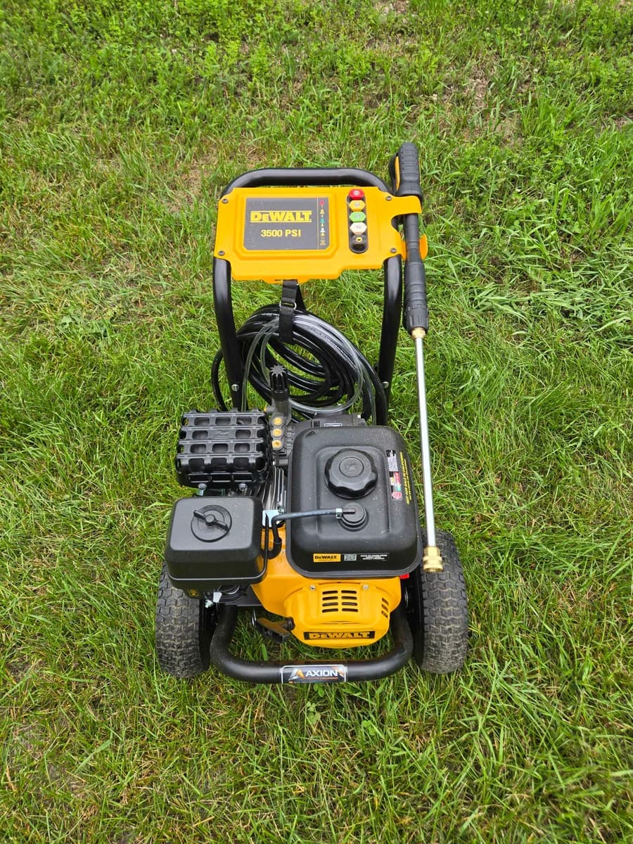 Laveuse à pression à essence DeWalt 3500 PSI — photo 3